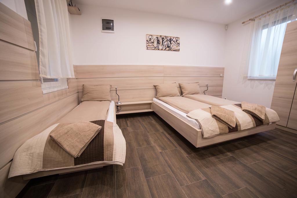 Relax Apartmanház Mórahalom Exterior foto